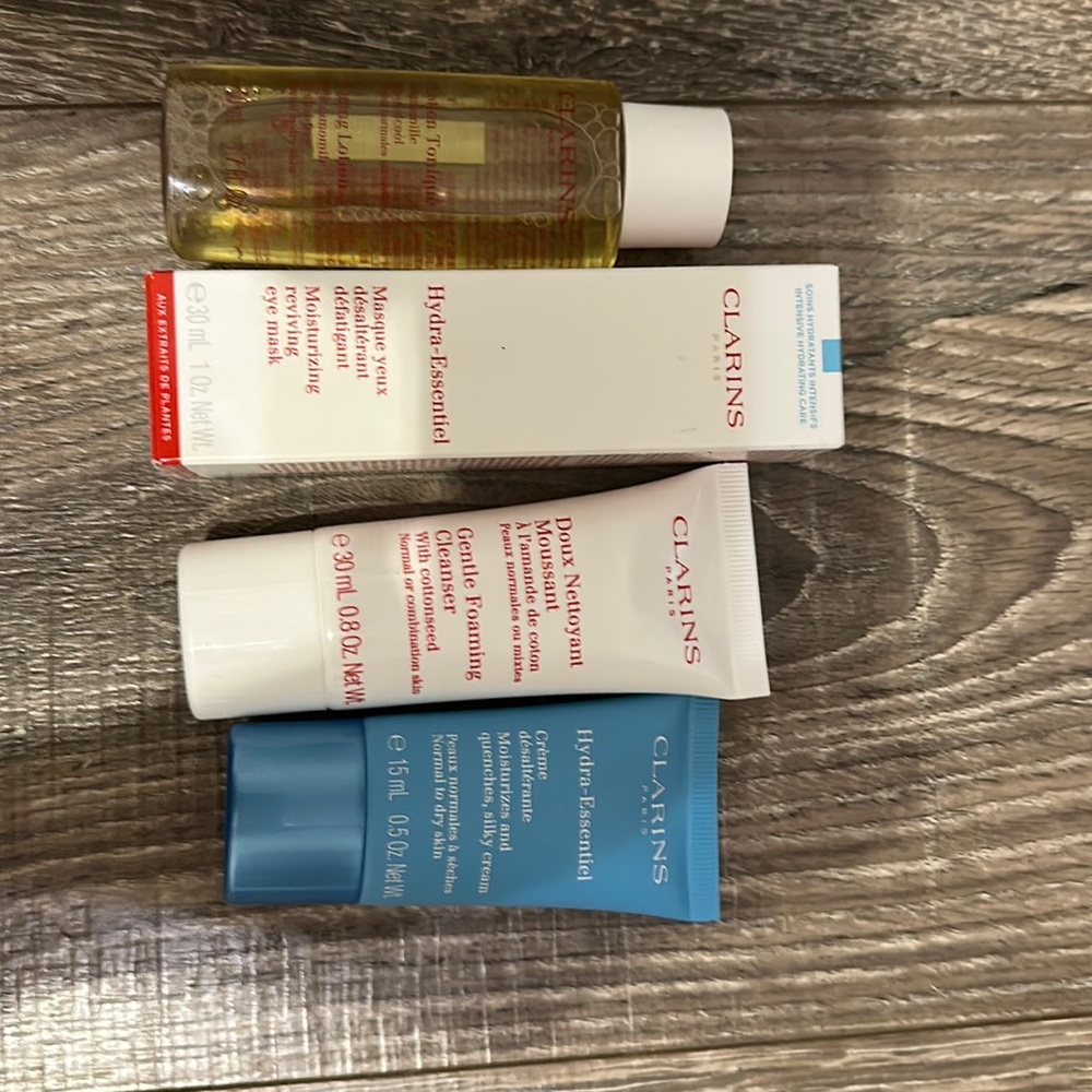 Clarins sample sizes